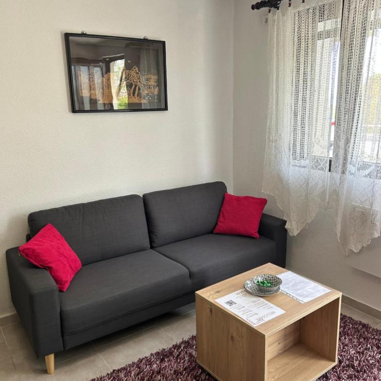 Midpoint - One-Bedroom Apartment - 3