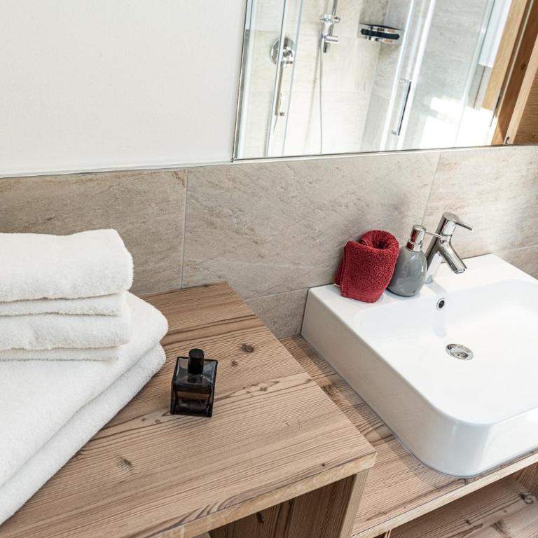 Haus Lohengrin Ferienwohnung 5 - Appartamento Superior con 1 Camera da Letto e Balcone - 15