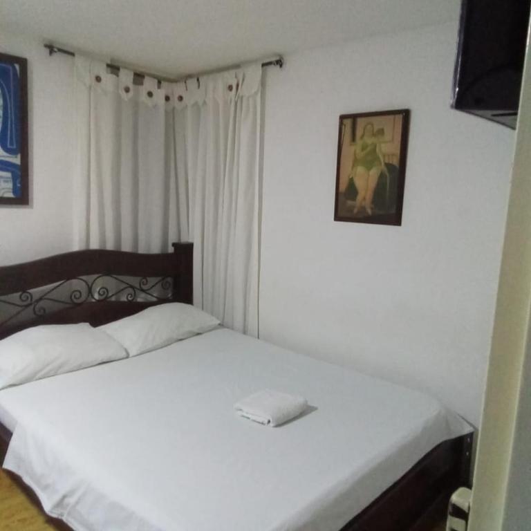 Hotel escalina - Deluxe Queen Room - 2