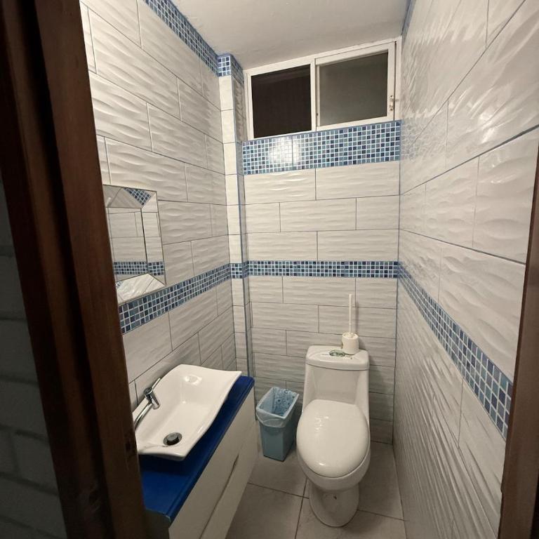 Casa en Tonsupa - Three-Bedroom Villa - 2