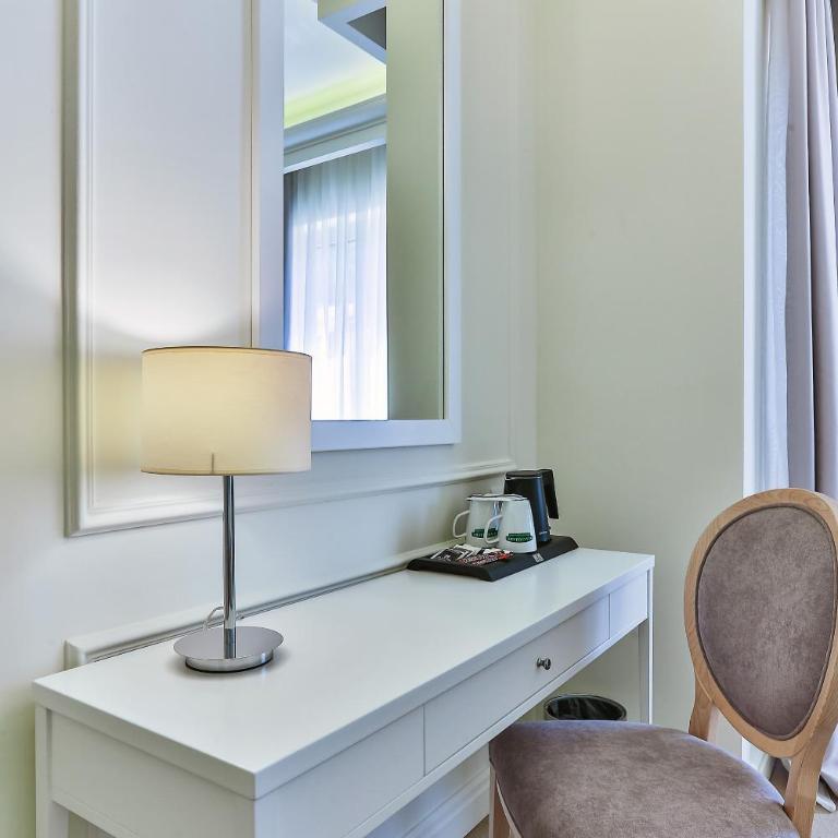 Hotel Eden Budva - Executive Triple Room - 8