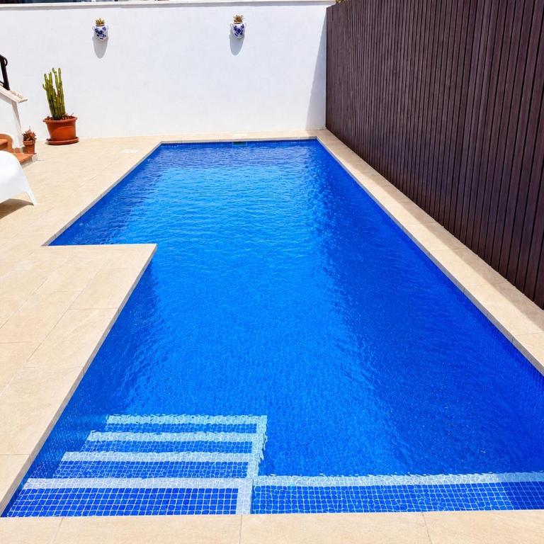 Villa Alegre, Mar Menor Golf - 2 beds - 2 baths - private heated pool - solarium - family friendly - Villa de 2 dormitorios - 2