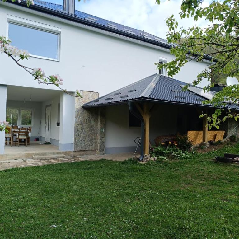 Apartman Anna & Kamp Elza - One-Bedroom House - 5