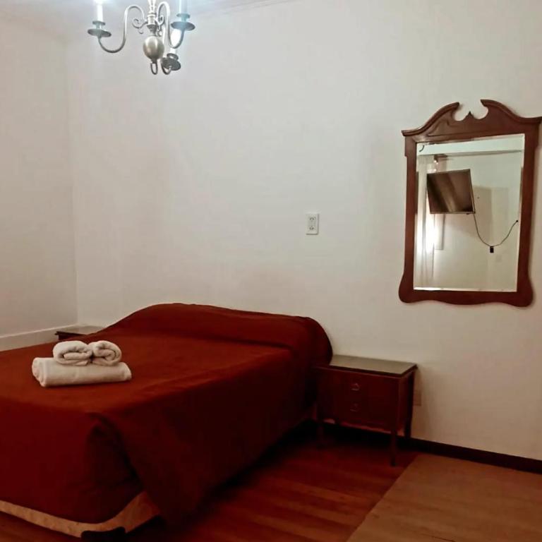 Hotel Royal - Habitación Doble con baño privado - 1 o 2 camas - 8