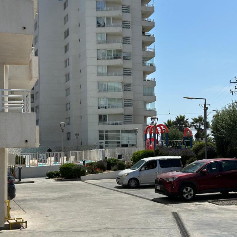 Departamento en la serena con vista al mar - Three-Bedroom Apartment - 14
