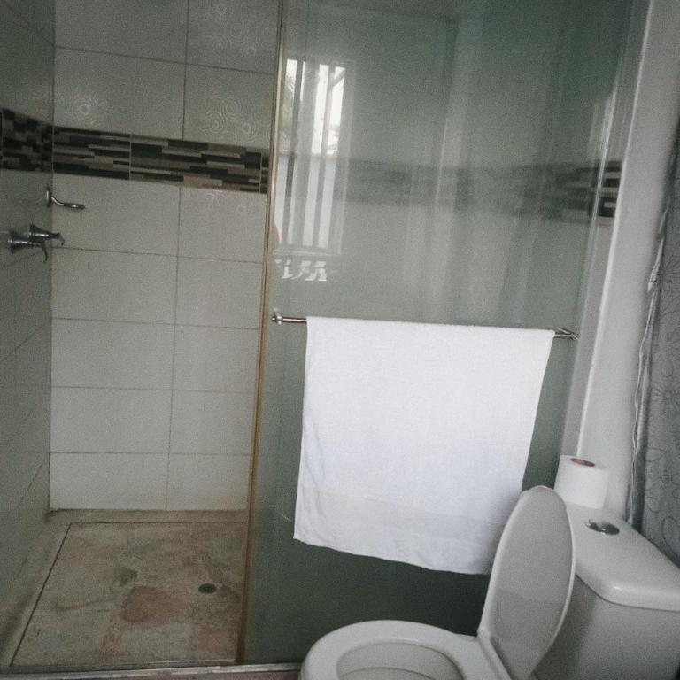 Alojamiento RUBY'S - One-Bedroom House - 7