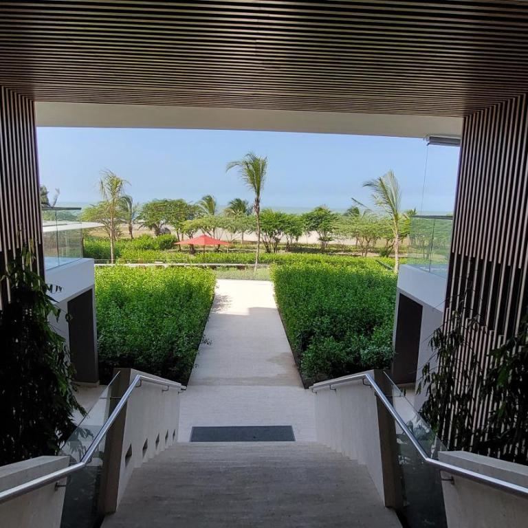 Encantador Espacio con Salida al Mar en Manzanillo - Two-Bedroom Apartment with Resort View - 20