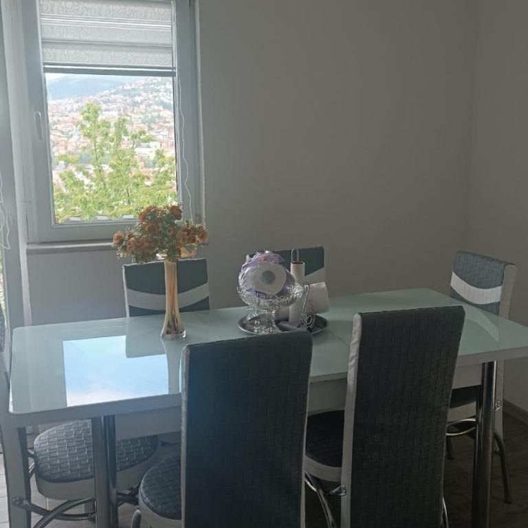 LUX Apartman Sarajevo Centar - Apartman sa 3 Spavaće Sobe - 23
