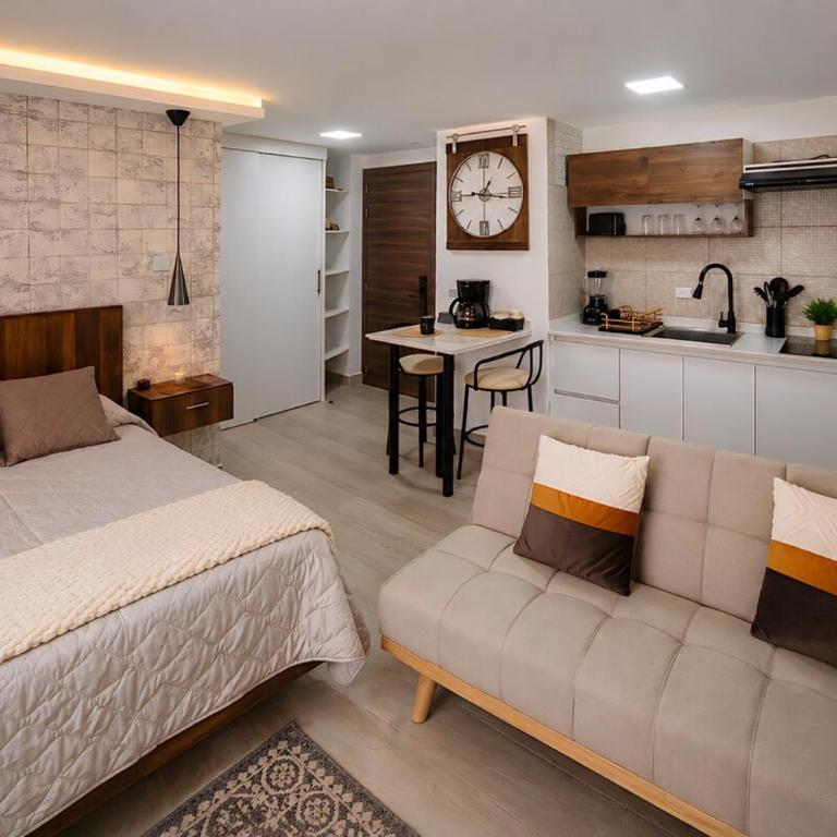 CarDiem Suites - One-Bedroom Apartment - 2