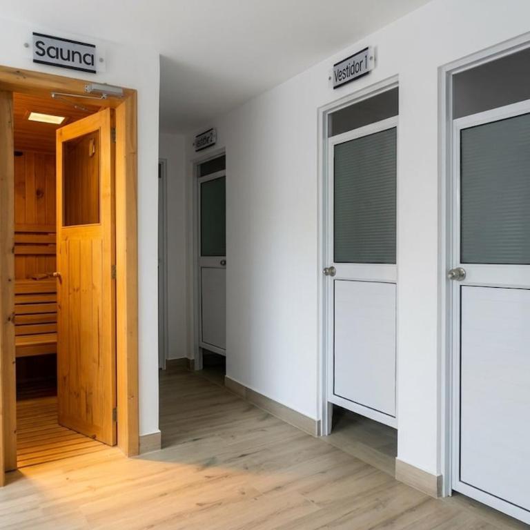 CarDiem Suites - One-Bedroom Apartment - 8
