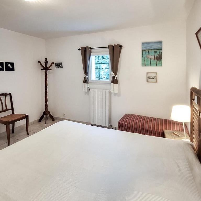Lovely Home In Arcachon With Wifi - Maison de Ville 3 Chambres - 4