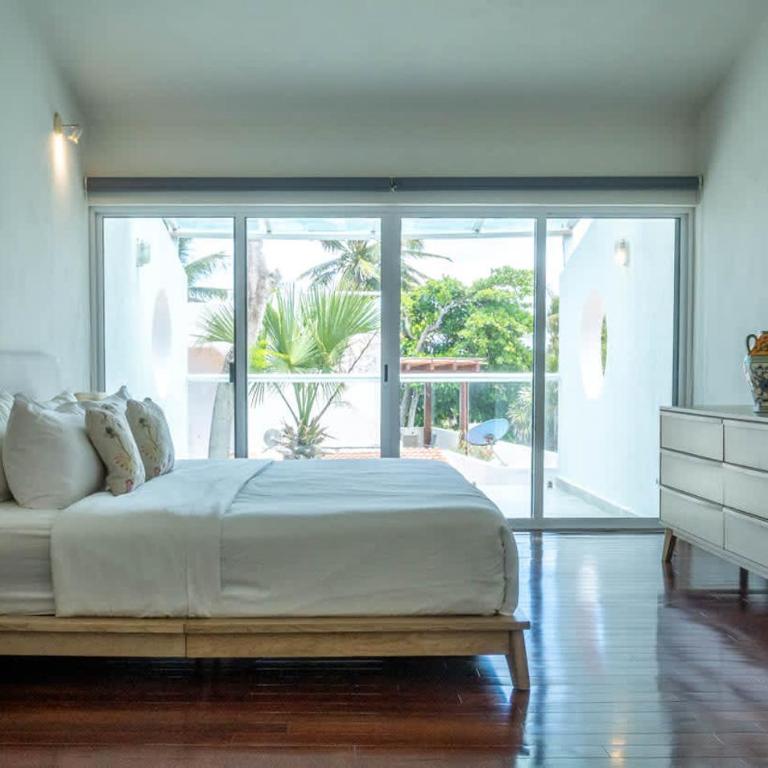 3BR Casa Matuk I Steps from Spectacular Beach I Private Pool - Casa Unifamiliar de 3 dormitorios - 2