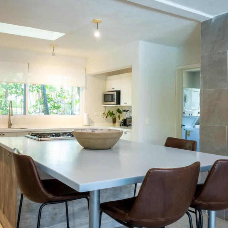 3BR Casa Matuk I Steps from Spectacular Beach I Private Pool - Casa Unifamiliar de 3 dormitorios - 31