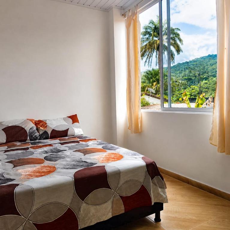 Hotel Tari - Habitación Doble con vistas a la montaña - 2
