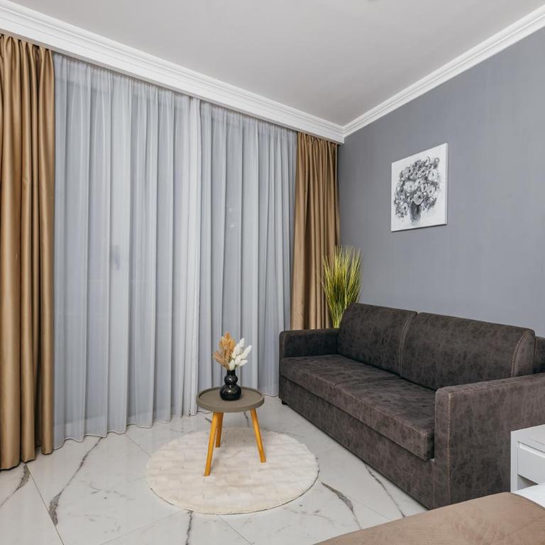 ARABESQUE Apartments & Suite - Deluxe Double Room with Balcony - 7