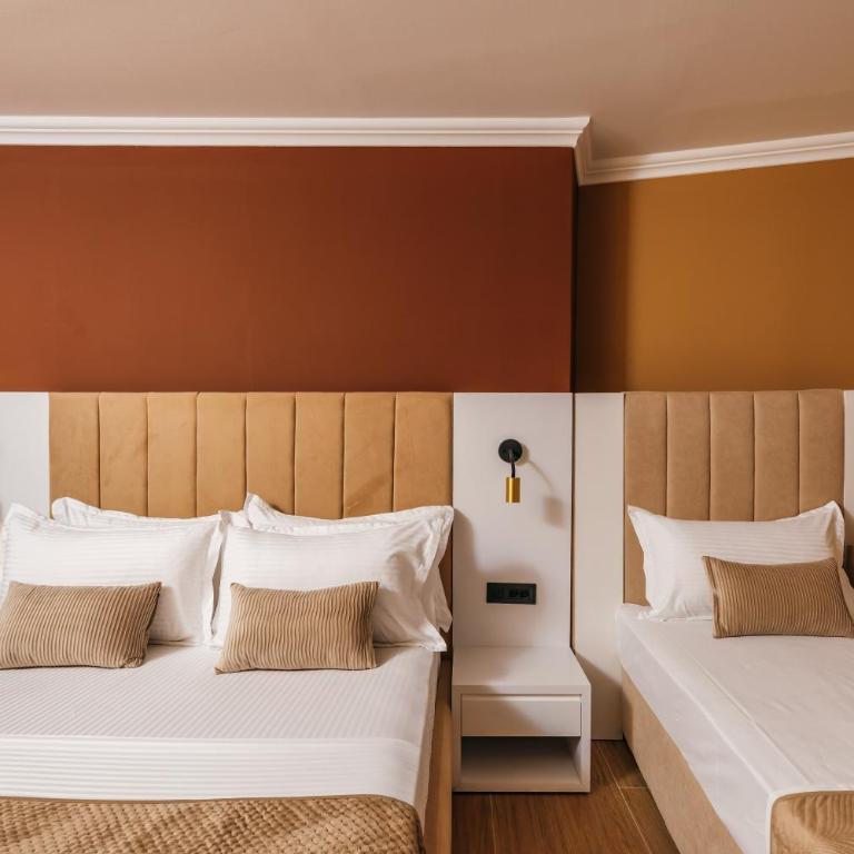 ARABESQUE Apartments & Suite - Deluxe Triple Room with Sea View - 3