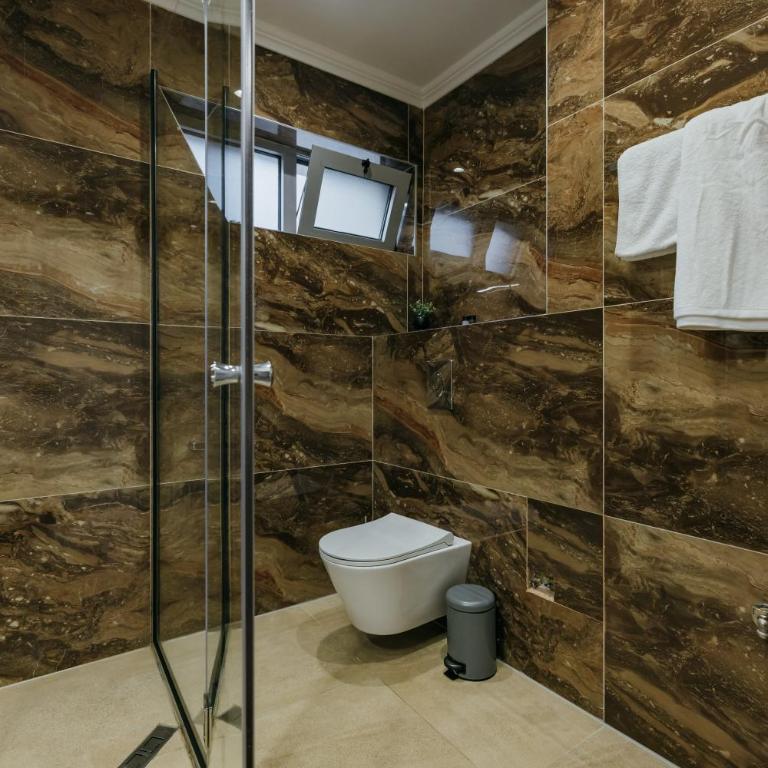 ARABESQUE Apartments & Suite - Two-Bedroom Apartment with Terrace and Sea View - 2
