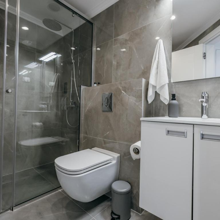 ARABESQUE Apartments & Suite - Deluxe Double Room with Balcony and Sea View - 1