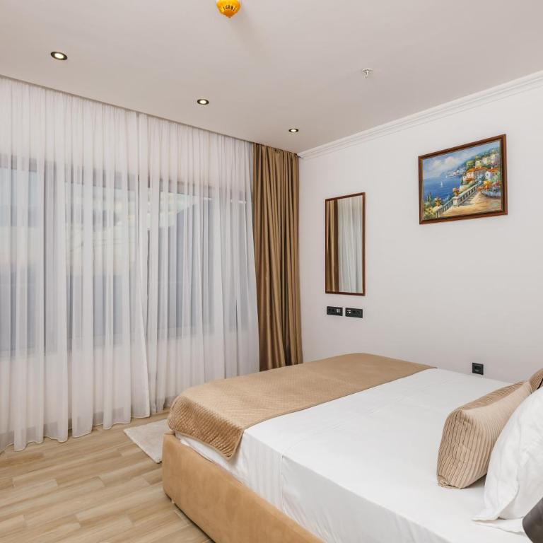 ARABESQUE Apartments & Suite - Two-Bedroom Apartment with Terrace and Sea View - 12