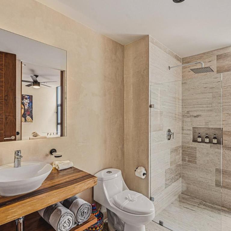 Serene 3BR Penthouse w Private Pool | Roof | Gym - Apartamento de 3 dormitorios - 34