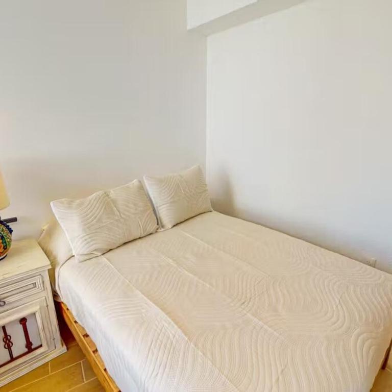 Oceanview Luxury Penthouse Pool & Walk to Beach - Apartamento de 2 dormitorios - 14