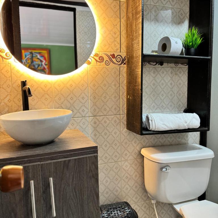 Finca Hotel Cabaña Fercho - Habitación Familiar con baño privado - 2