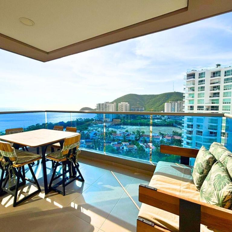 Samaria Club Playa High floor, Ocean view - Two-Bedroom Apartment with Sea View - 80