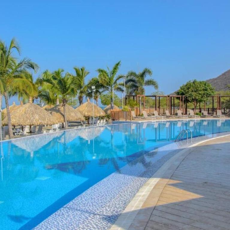 Samaria Club Playa High floor, Ocean view - Two-Bedroom Apartment with Sea View - 84