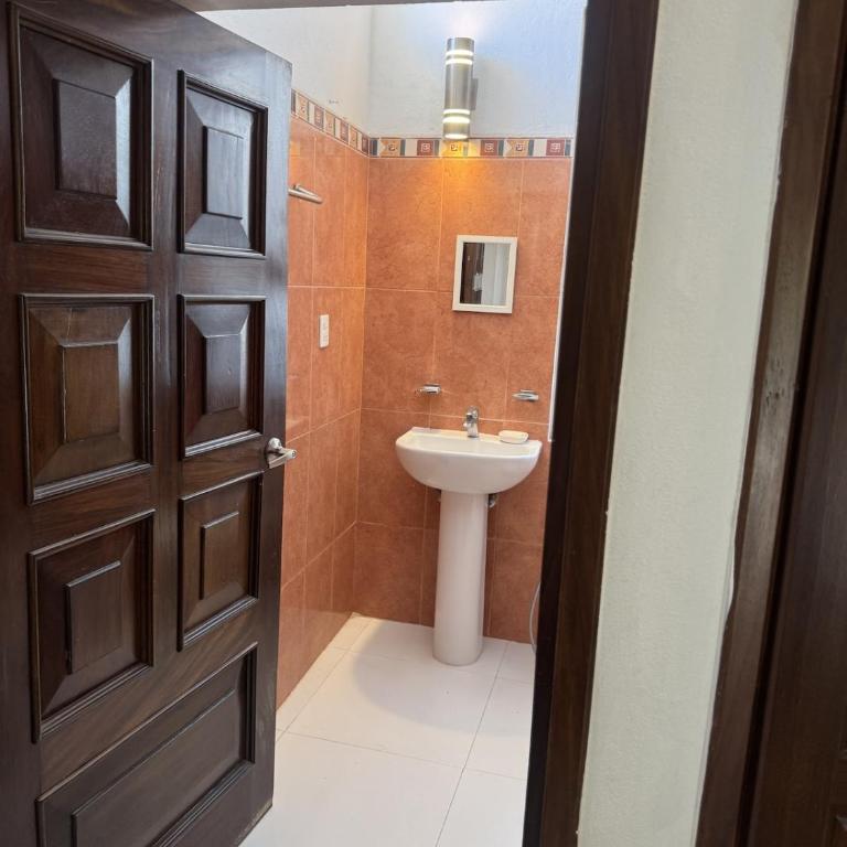 New Maars Hacienda - Two-Bedroom Apartment - 13