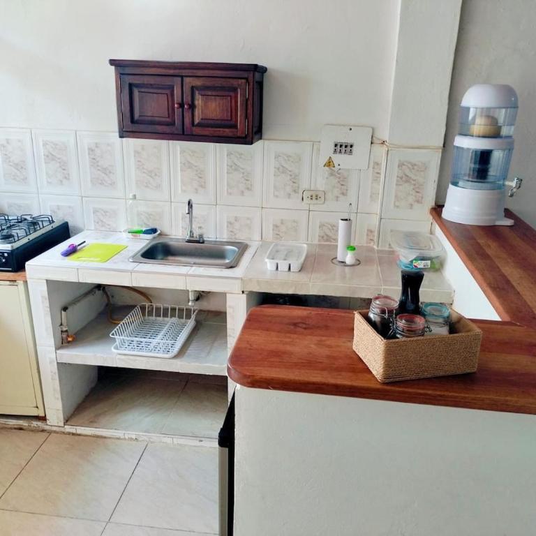 Casa Zentroa - Triple Room with Private External Bathroom - 10