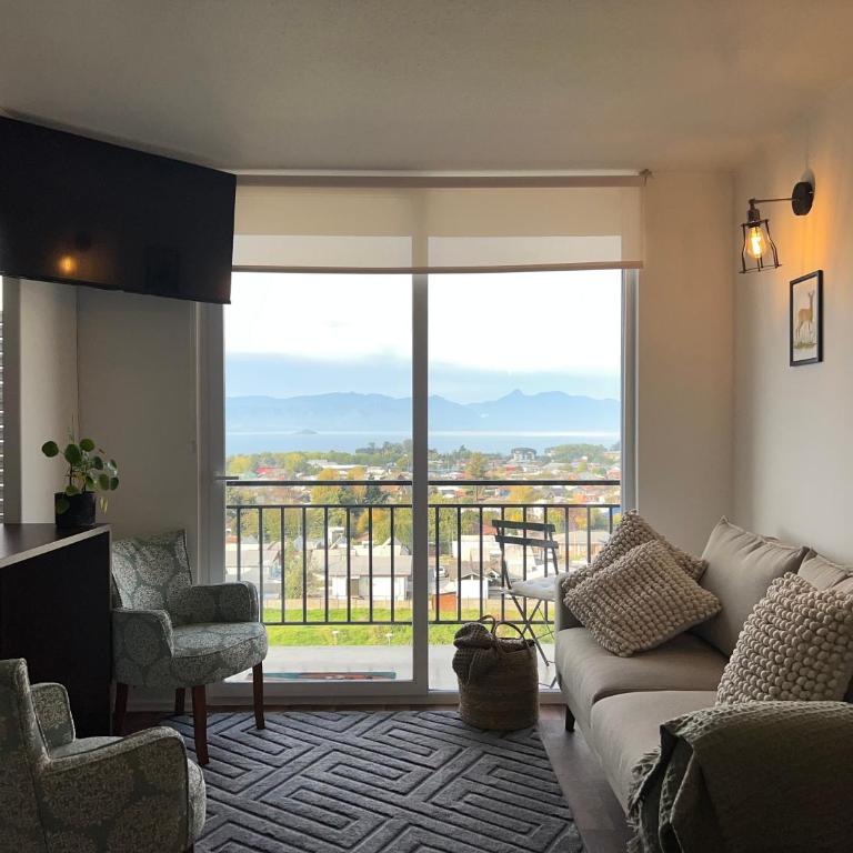Hermoso Departamento nuevo, con vista al Lago y Volcán Villarrica, Chile - Three-Bedroom Apartment - 1