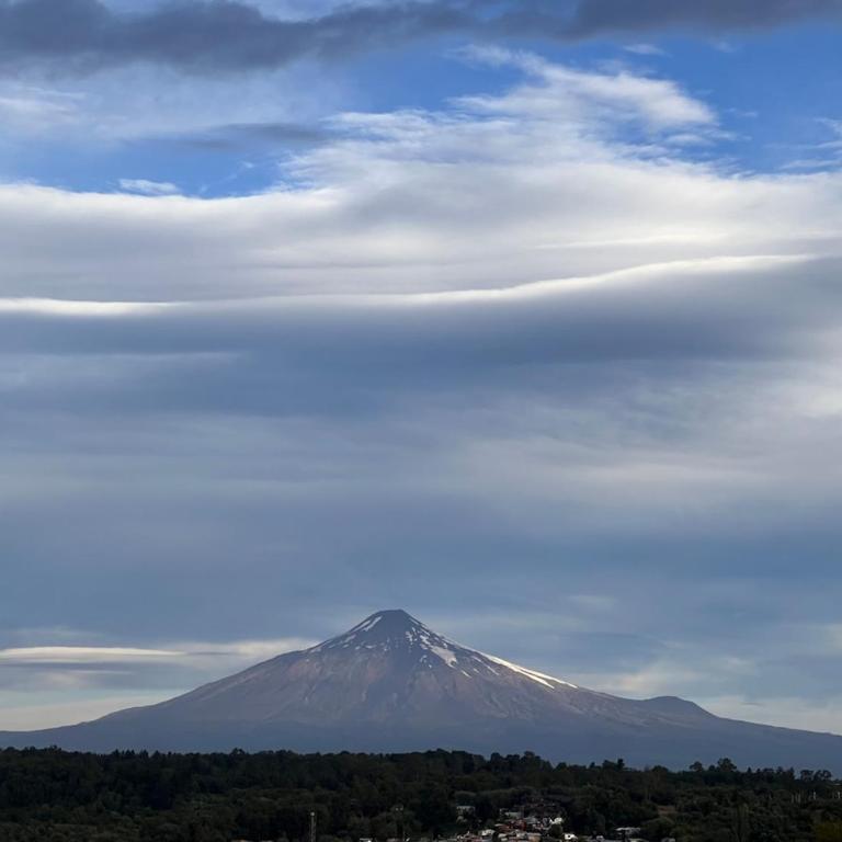 Hermoso Departamento nuevo, con vista al Lago y Volcán Villarrica, Chile - Three-Bedroom Apartment - 47