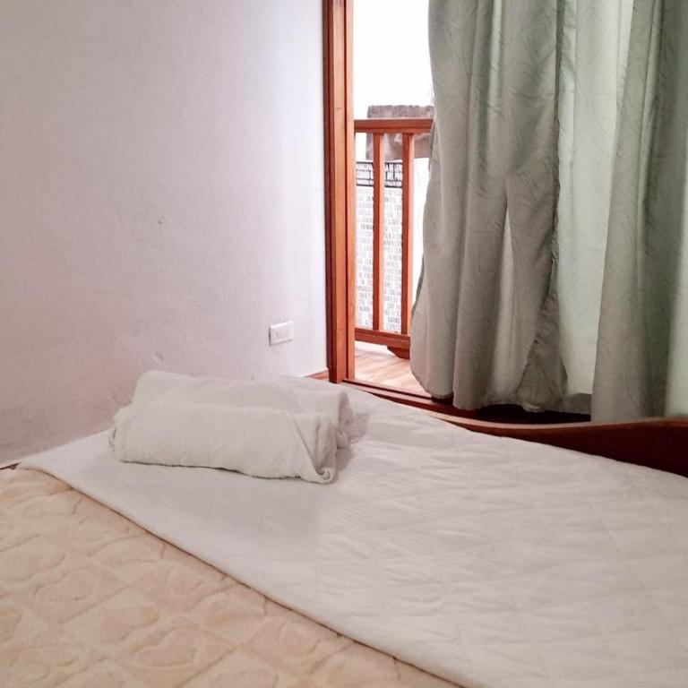Casa Zentroa - Double Room with Balcony - 11