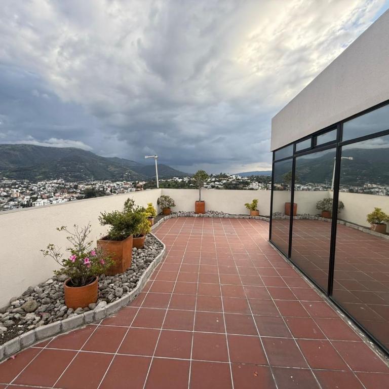 Luxury Suite at Cumbaya Park - One-Bedroom Apartment - 12