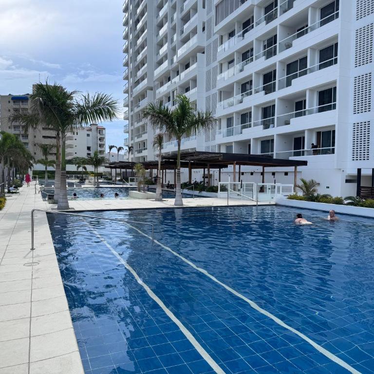 Suite con Jacuzzi y Espectacular Vista Piso 16 - Apartamento de 1 dormitorio - 27
