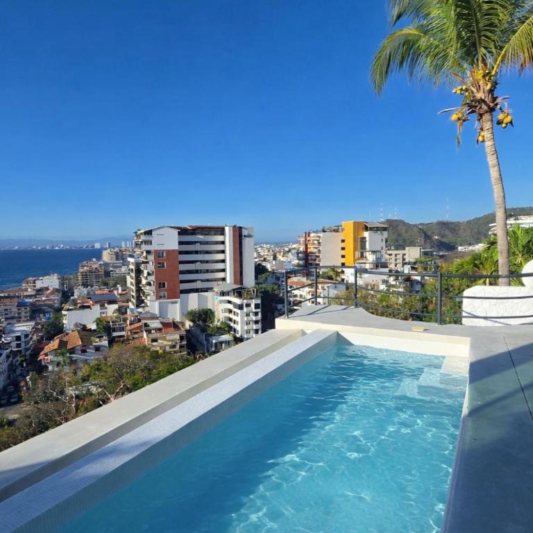 Two-Bedroom Apartment with Panoramic Ocean View and Zona Romantica - Two-Bedroom Apartment - 11