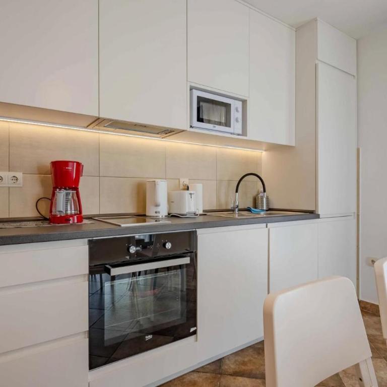 Amazing Apartment In Kotor With Wifi - Three-Bedroom Apartment with Sea View - 5