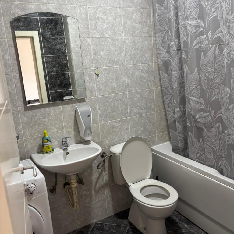 Heart of the city - Studio Apartman s Balkonom - 1