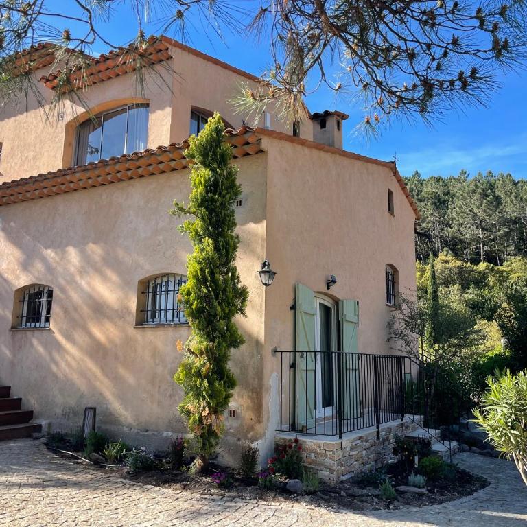 Villa 10 personnes , à 250m des plages - Maison de Vacances 4 Chambres - 3