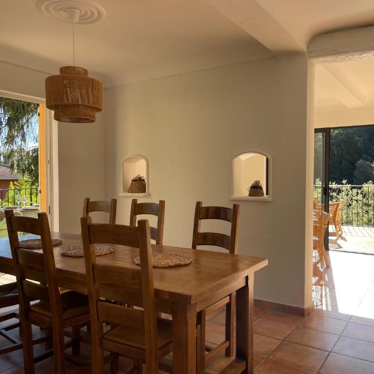 Villa 10 personnes , à 250m des plages - Maison de Vacances 4 Chambres - 8