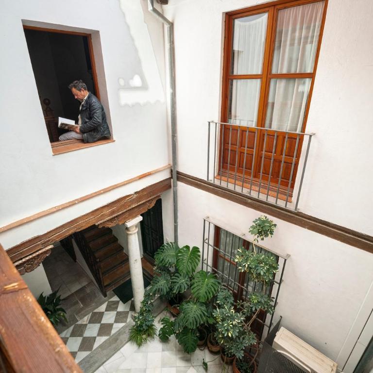 Spacious Sunny and Quiet Albayzin Apartment - Apartment - 24