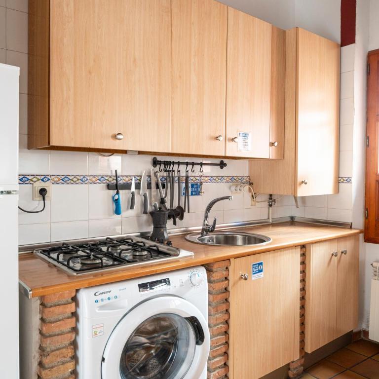 Spacious Sunny and Quiet Albayzin Apartment - Apartment - 28