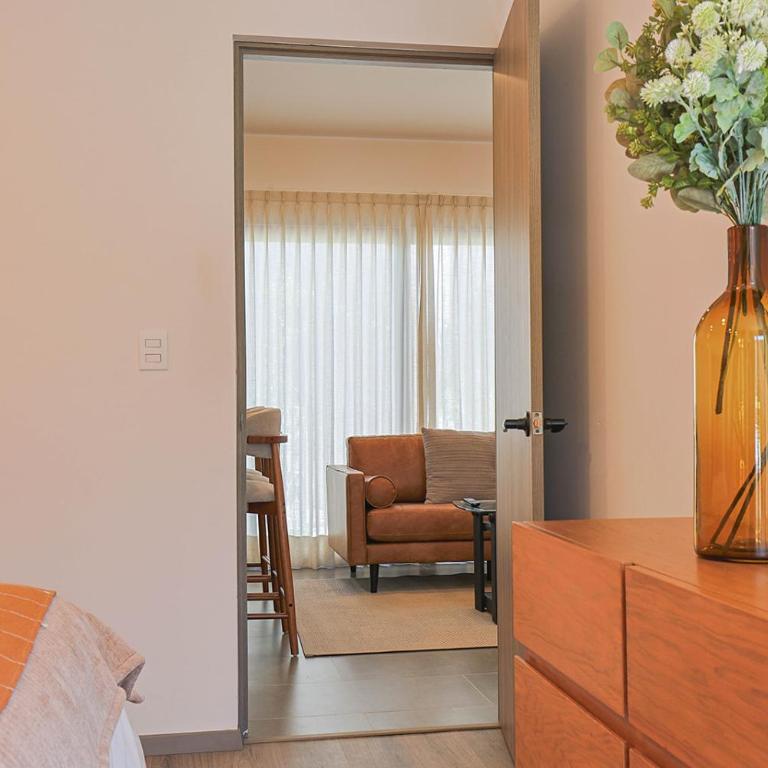 Private Hot Tub - Cozy 2BR Home in Nueva Escondida - Casa - 25