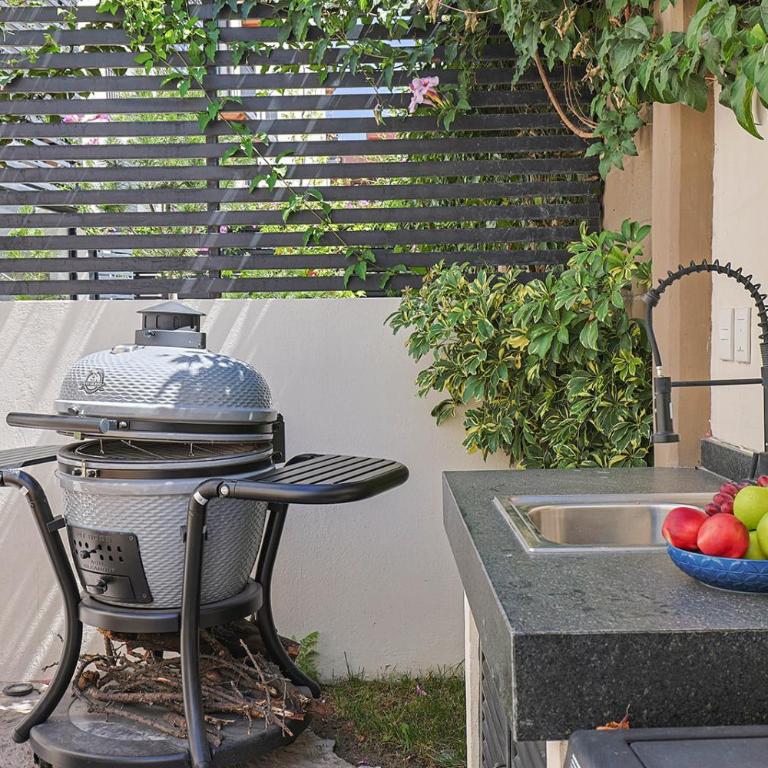 Private Hot Tub - Cozy 2BR Home in Nueva Escondida - Casa - 39