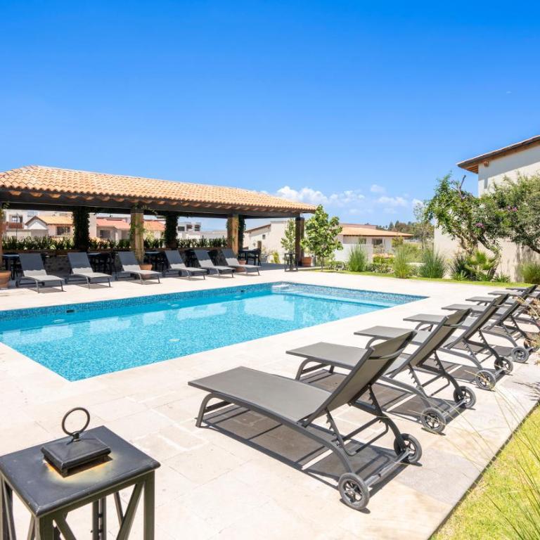 Private Hot Tub - Cozy 2BR Home in Nueva Escondida - Casa - 60
