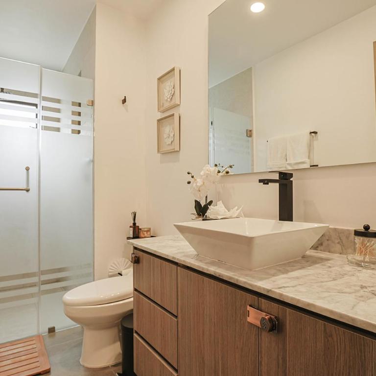 Modern 3BR Home - Pool & Gym in Nueva Escondida - Casa - 15