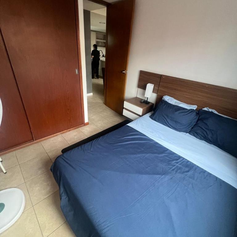Patio Bonito Suites - Apartamento de 4 dormitorios con balcón - 14