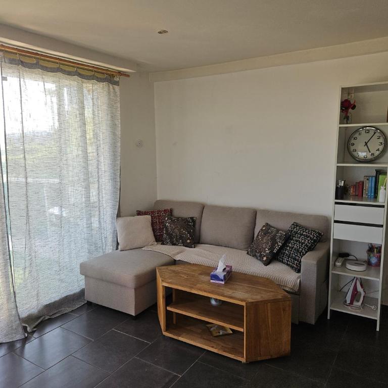 Samaquamarine - One-Bedroom Apartment - 5