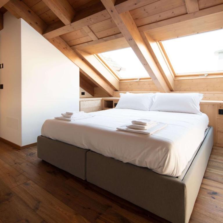 ABETE - Attic with Private Spa - Appartamento Deluxe con 2 Camere da Letto e Balcone - 2