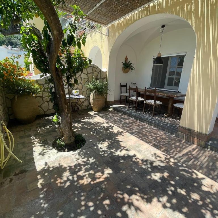 Casa di Ally - Appartamento con 2 Camere da Letto - 8